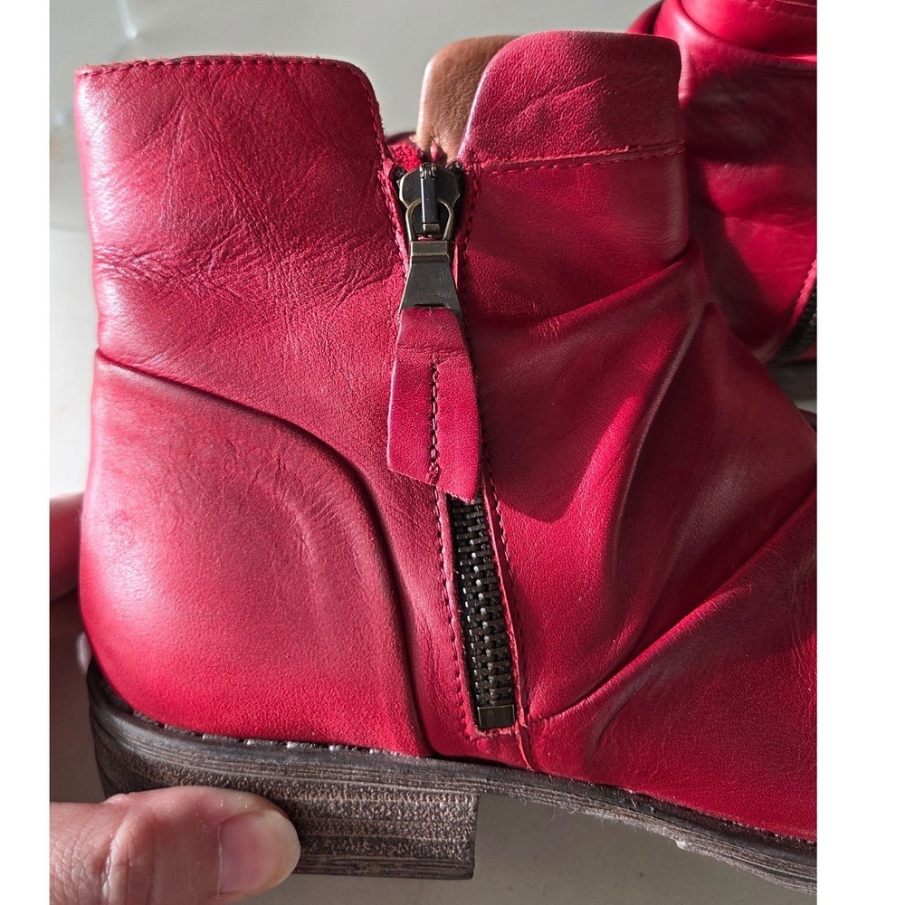 Miz Mooz Lucy Red Leather Ruched Ankle Boots Dual Zip Portugal Womens 38 US 8+ - Picture 13 of 13